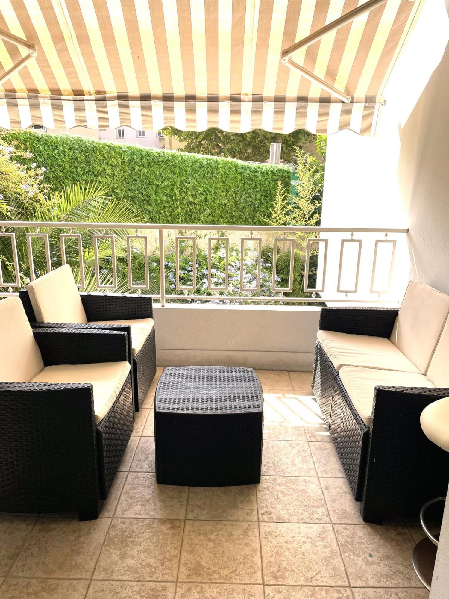 Superbe 3P 2Chambres, 2Terrasses Cannes Centre-Ville, 4 Min A Pied De La Croisette Sas-Meredith Loc المظهر الخارجي الصورة